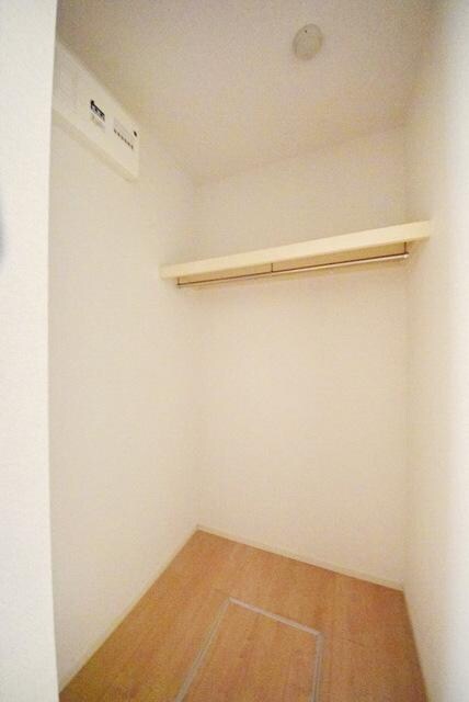 エムズレジデンスの物件内観写真