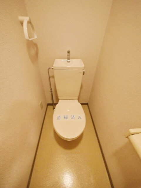 ワイズ・トヨオカの物件内観写真