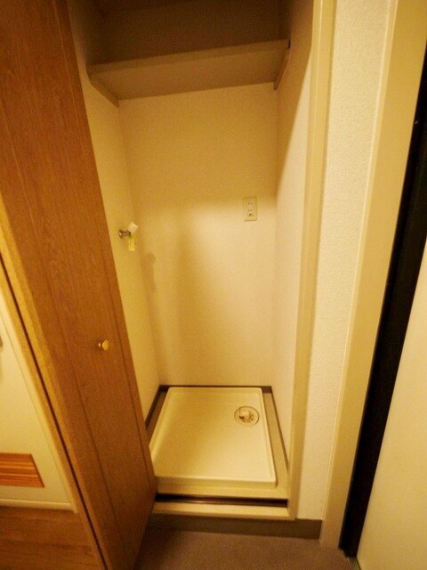 ワイズ・トヨオカの物件内観写真