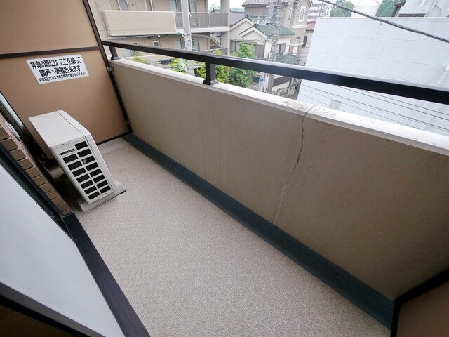 ワイズ・トヨオカの物件内観写真