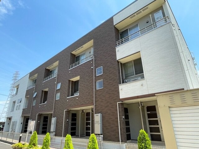 メゾン・ハーモニーの物件外観写真