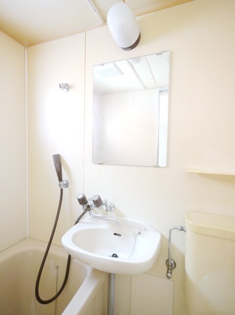 ReDEAL新所沢の物件内観写真