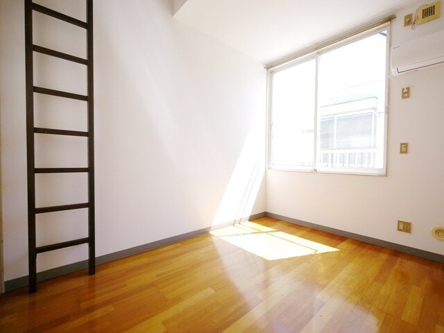 ReDEAL新所沢の物件内観写真