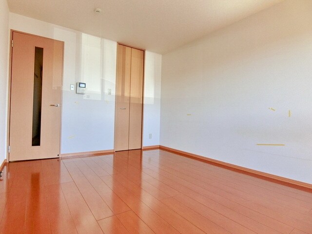 グロリアA棟の物件内観写真