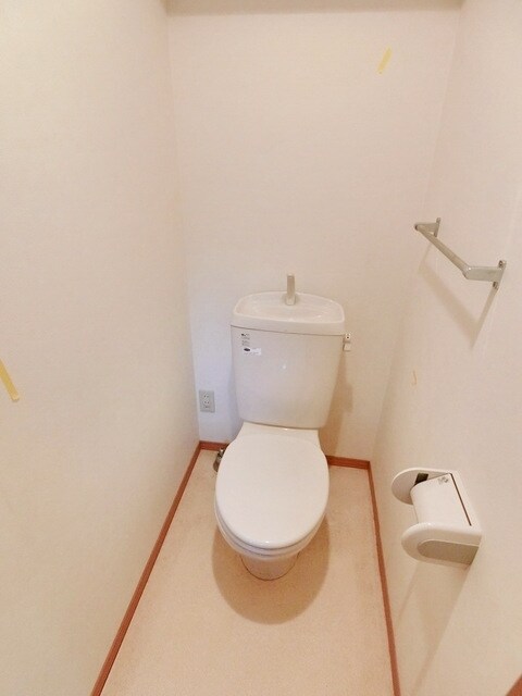 グロリアA棟の物件内観写真