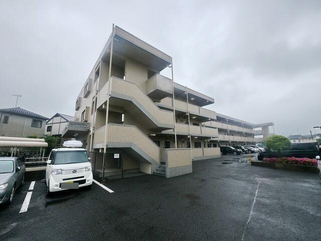 タカーラ・ハーヴェスト壱番館の物件外観写真