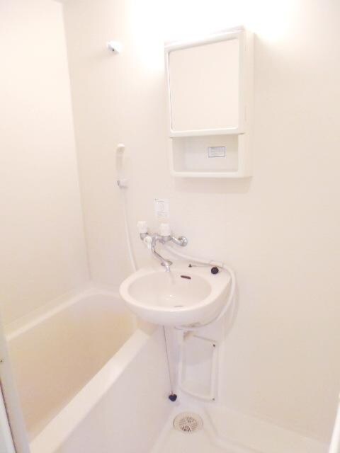 モンシャトー参番館の物件内観写真