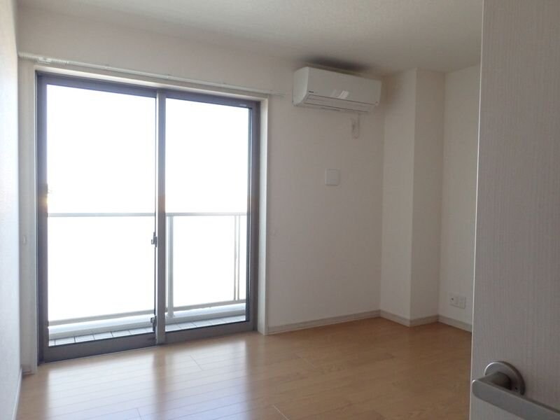 ジャルダン デ グリシーヌの物件内観写真