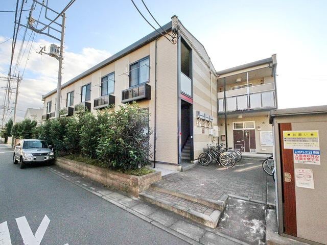 レオパレスレグルスの物件外観写真