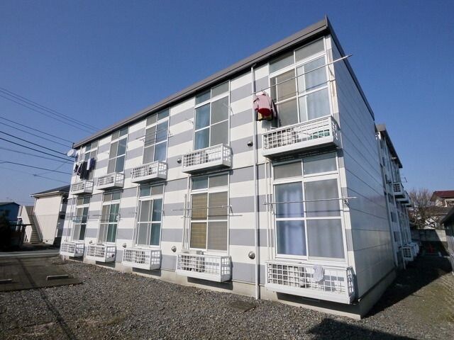 レオパレスかみさわの物件外観写真