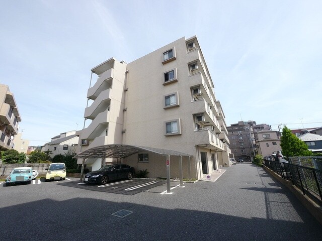 ラヴィアン オランジュの物件内観写真