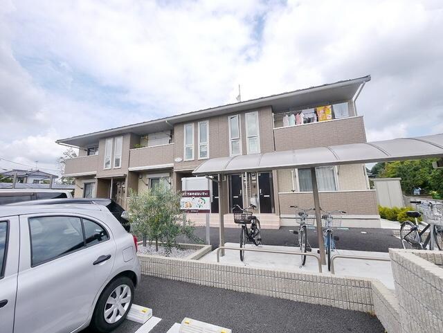 ベナードの物件外観写真