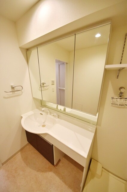 ポルト ドゥ ヴァンドームの物件内観写真