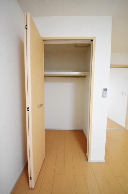 プレゼント ミューズの物件内観写真