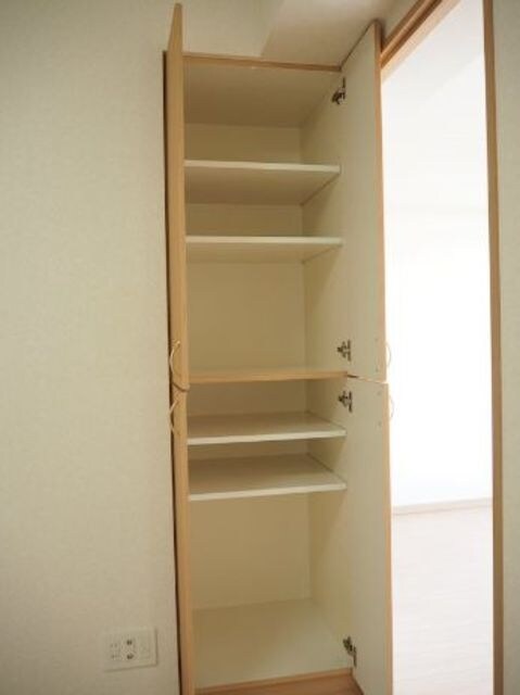 ルーブル鷺宮六番館の物件内観写真