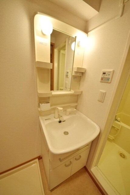 東峰マンションの物件内観写真