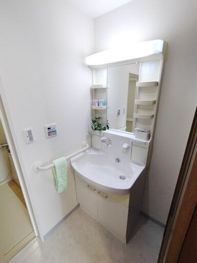 エーデルハイム小金井の物件内観写真