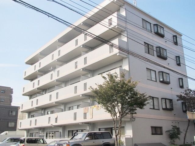 ブルックイーストマンションの物件外観写真