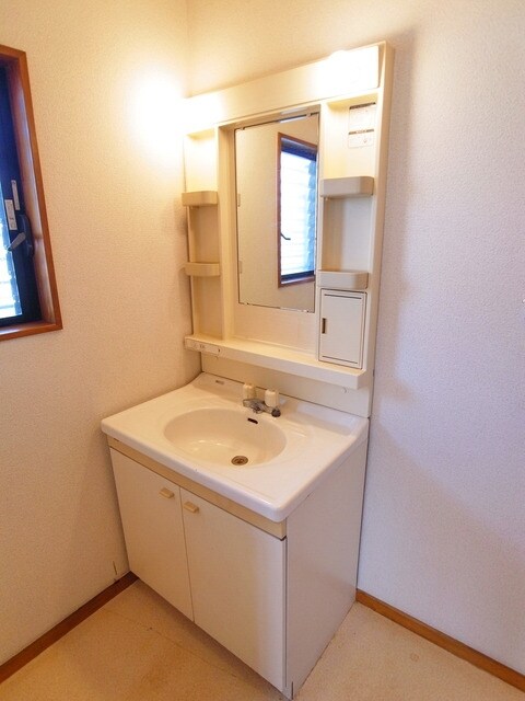 アベニールの物件内観写真