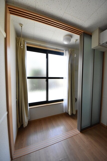 レオパレスタウニー 下連雀の物件内観写真