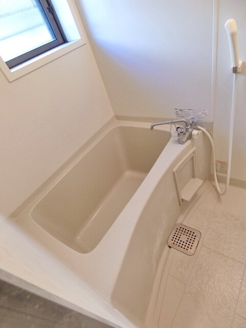 グロリアA棟の物件内観写真