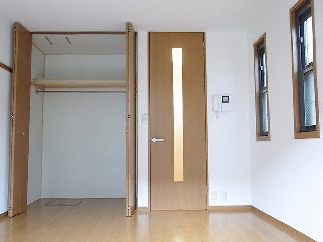 ヴァリエIの物件内観写真