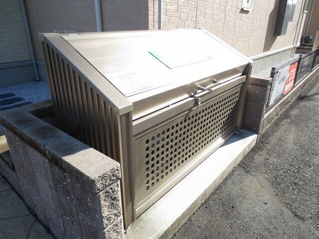 サンク モンタニア B棟の物件内観写真