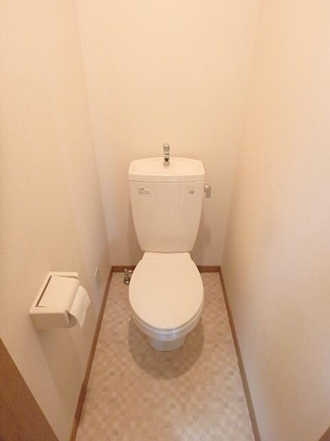 シャルムコートの物件内観写真