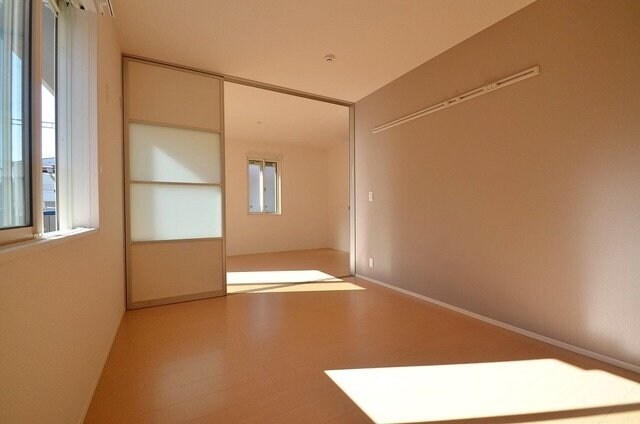 ノワイエの物件内観写真