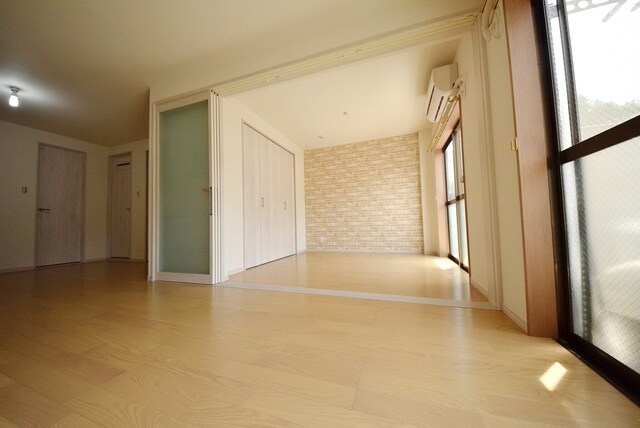 越山マンションの物件内観写真