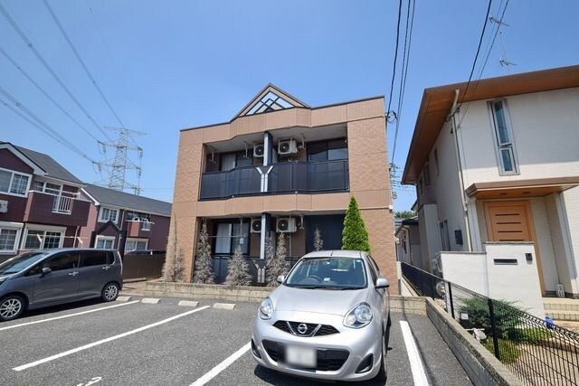 グランドイーストIIの物件外観写真