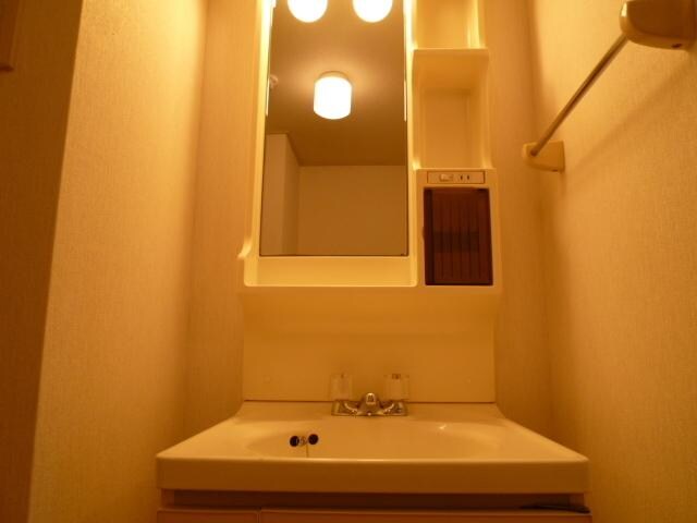 トリヴァンベール美船ABの物件内観写真