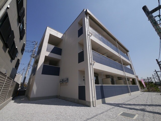 アレッサーノの物件外観写真