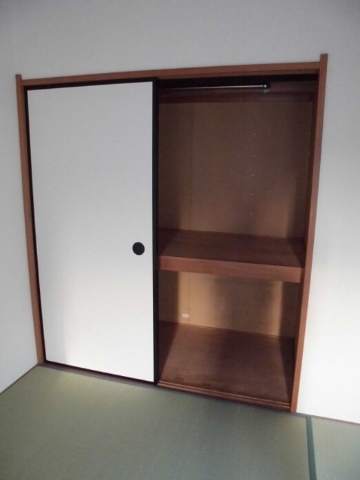 フラットIの物件内観写真