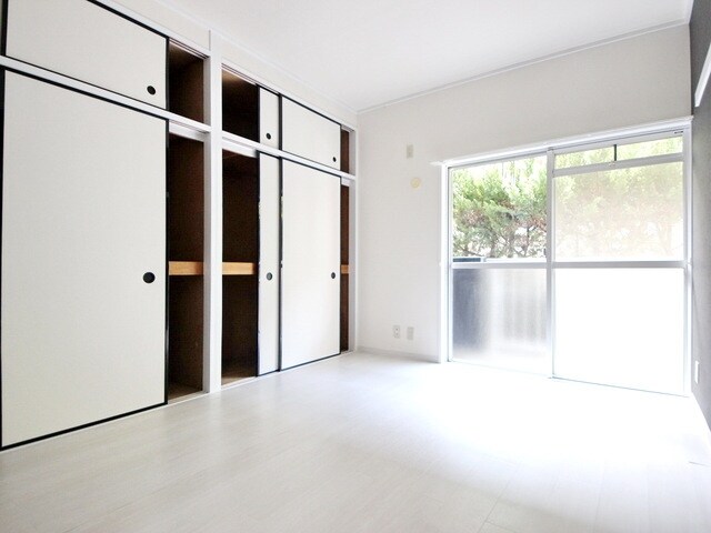 エルシャトルAの物件内観写真