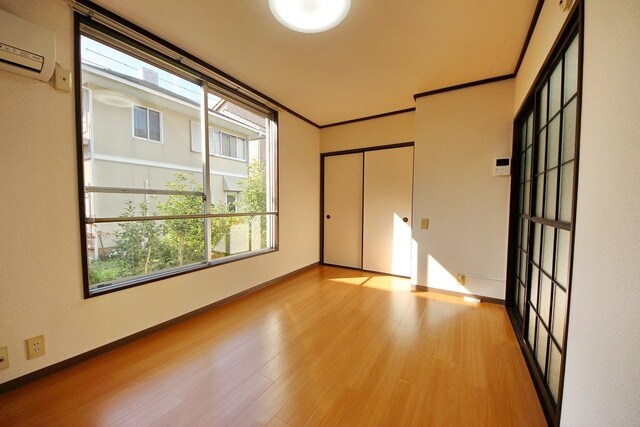 フォーブル関の物件内観写真