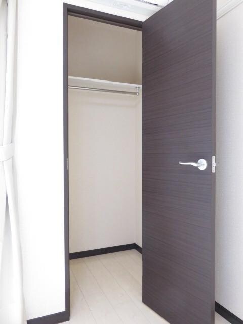 レオネクストレインボー上竹の物件内観写真