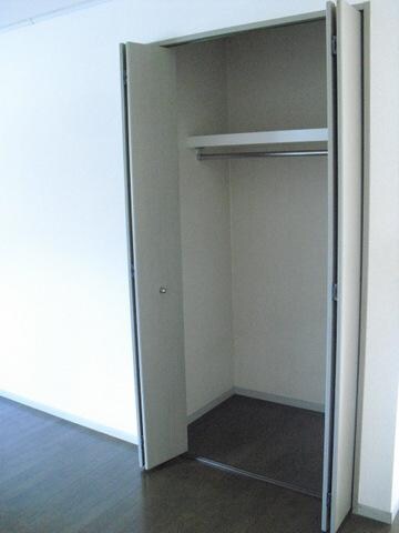 オーセンティックの物件内観写真