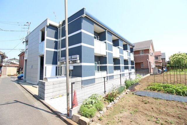 レオネクストマ メゾンの物件外観写真