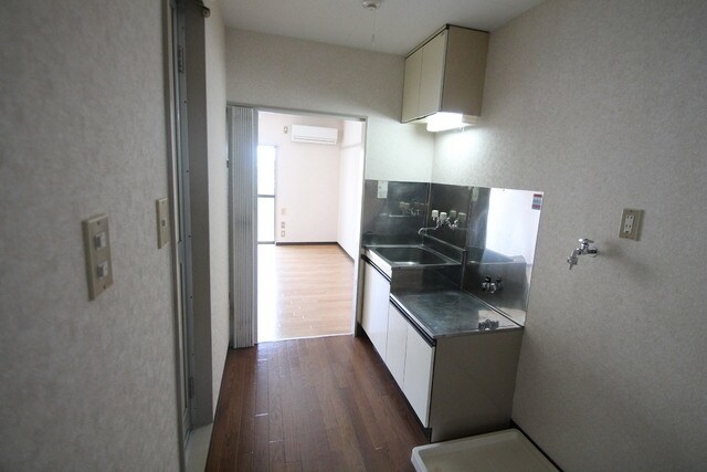 ハイネス宮腰 の物件内観写真