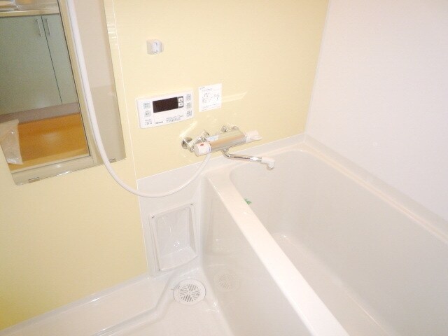 コンフォートベルハウスBの物件内観写真