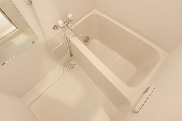 メゾンルミエールの物件内観写真