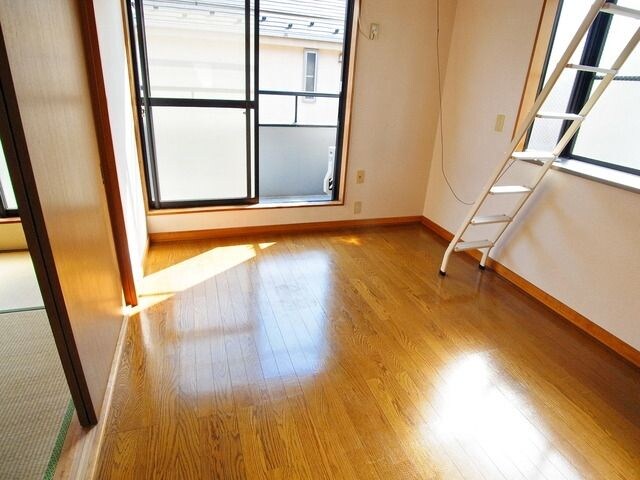 アベニールの物件内観写真