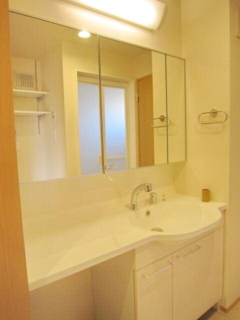 グランシャリオスッドの物件内観写真