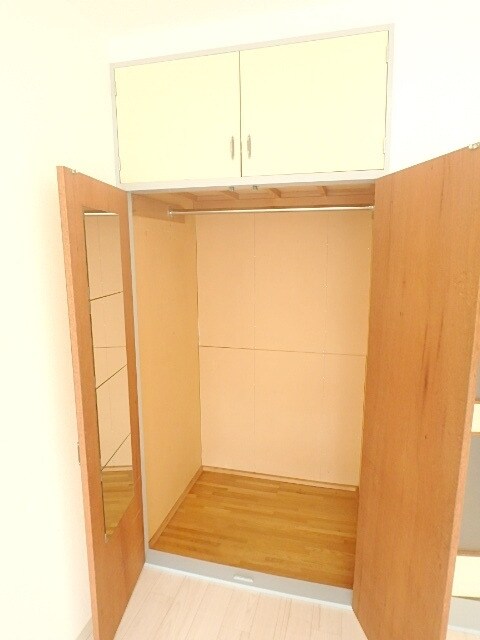 クリスタルハイツ羽衣町の物件内観写真