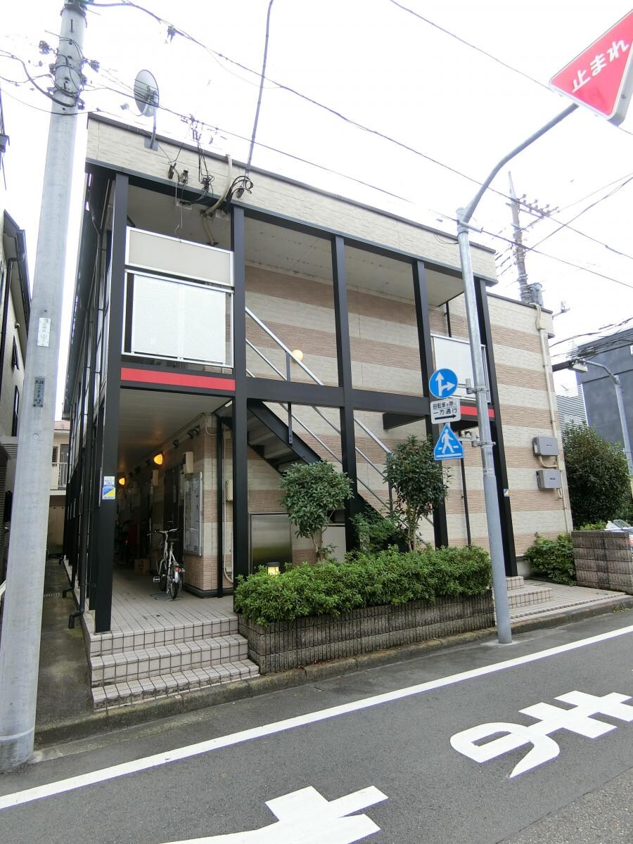 レオパレスプリマヴェーラの物件外観写真