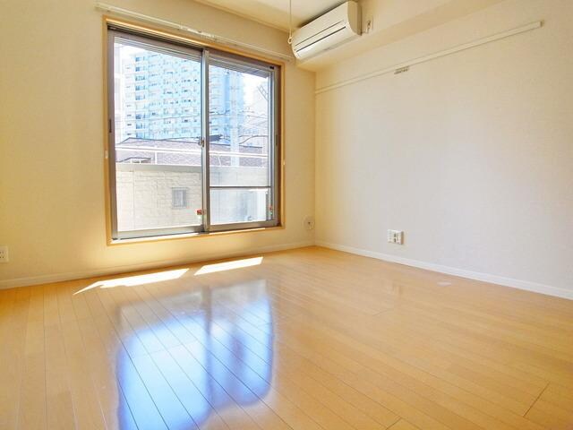 エス ルミエールの物件内観写真