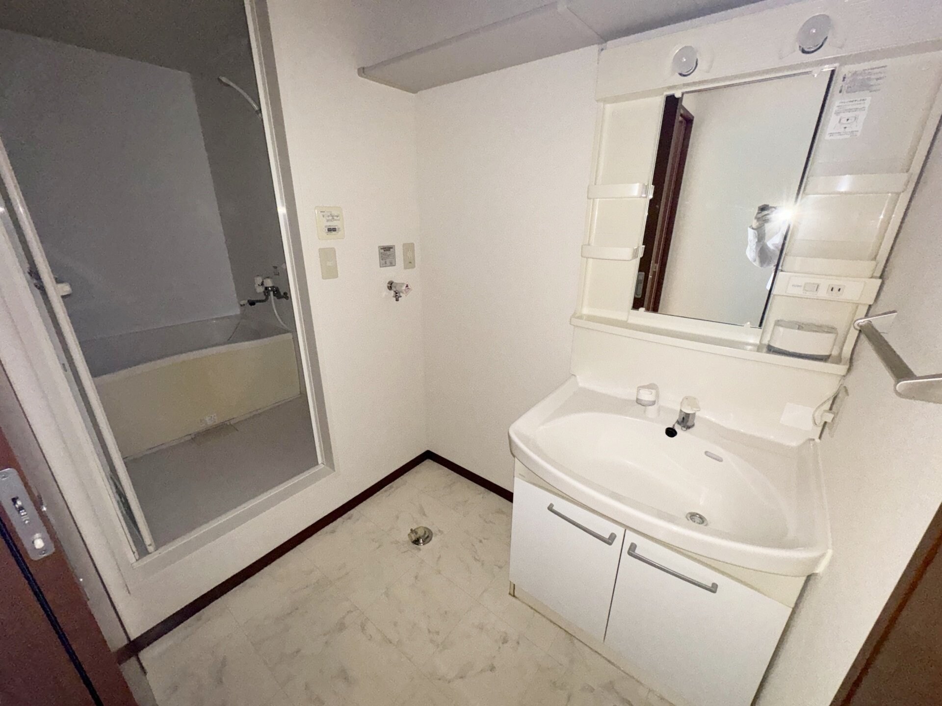 プラザコートの物件内観写真