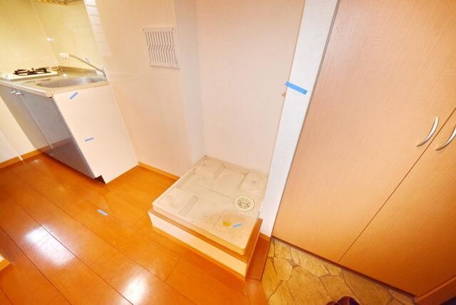 グロリアA棟の物件内観写真