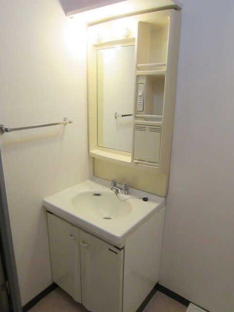 ハイネス東村山の物件内観写真